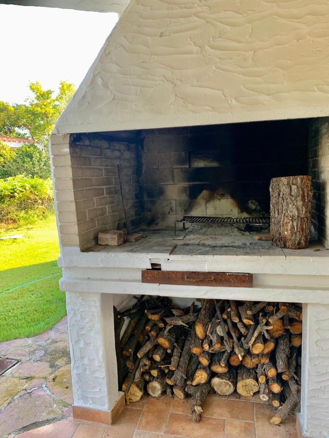 Casa Vacanze 'Sa Corbula' Porto Columbu - Perd'E Sali Екстериор снимка